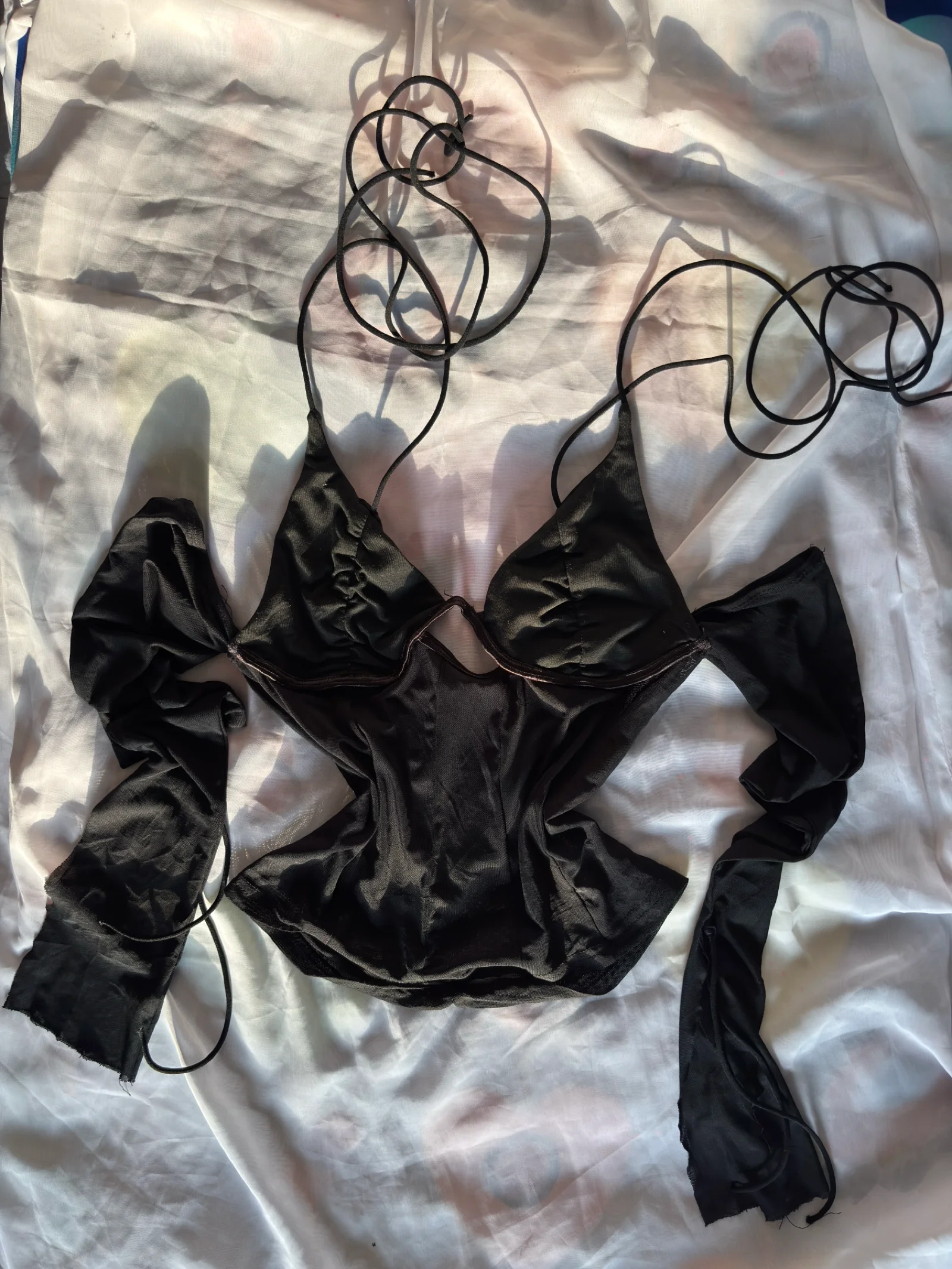 Black Cut-Out Long Sleeve Crop Top