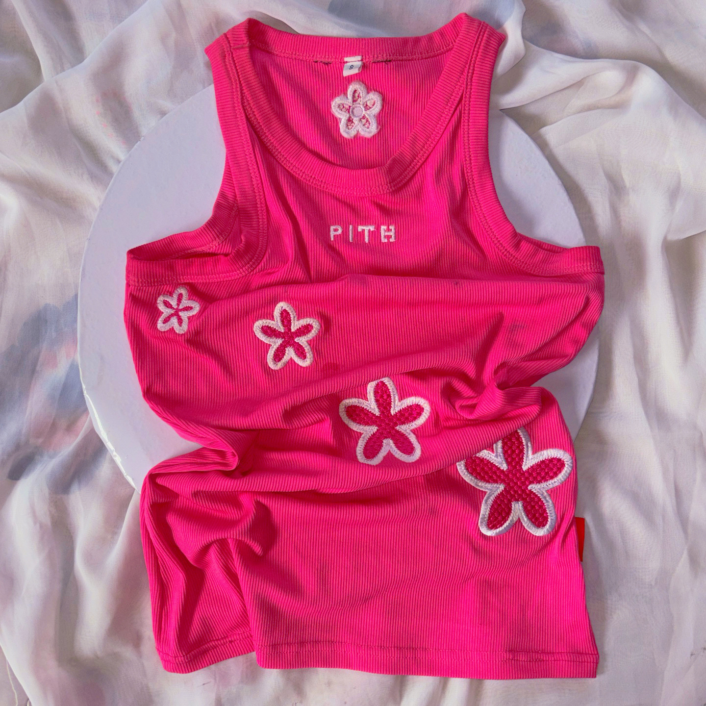 pith petal tank media 3