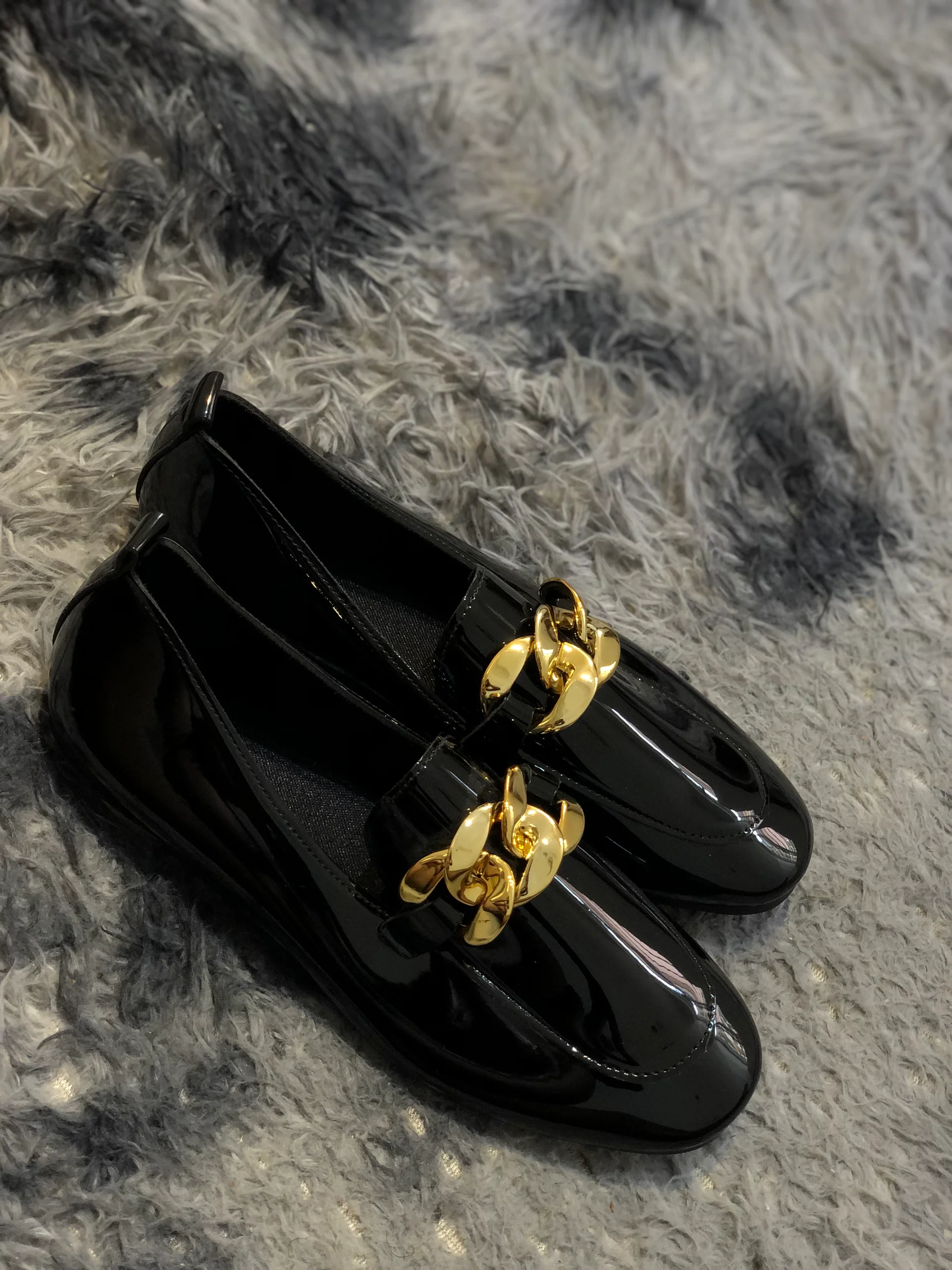 black loafers 💅
