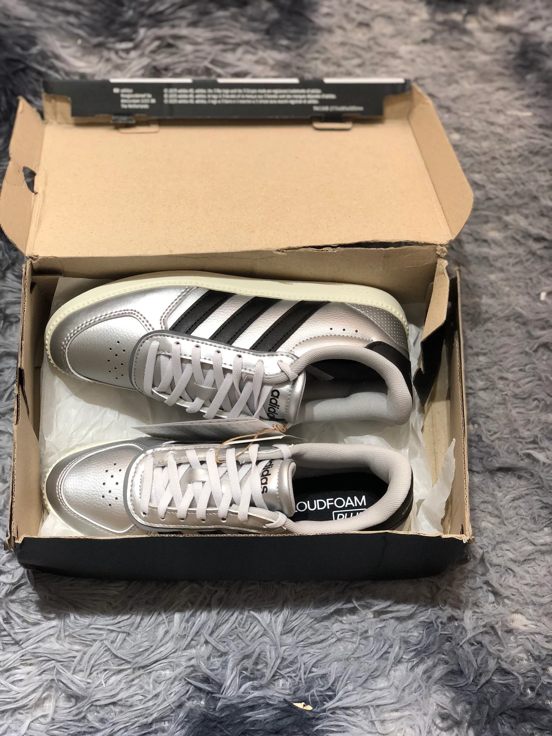 sneakers