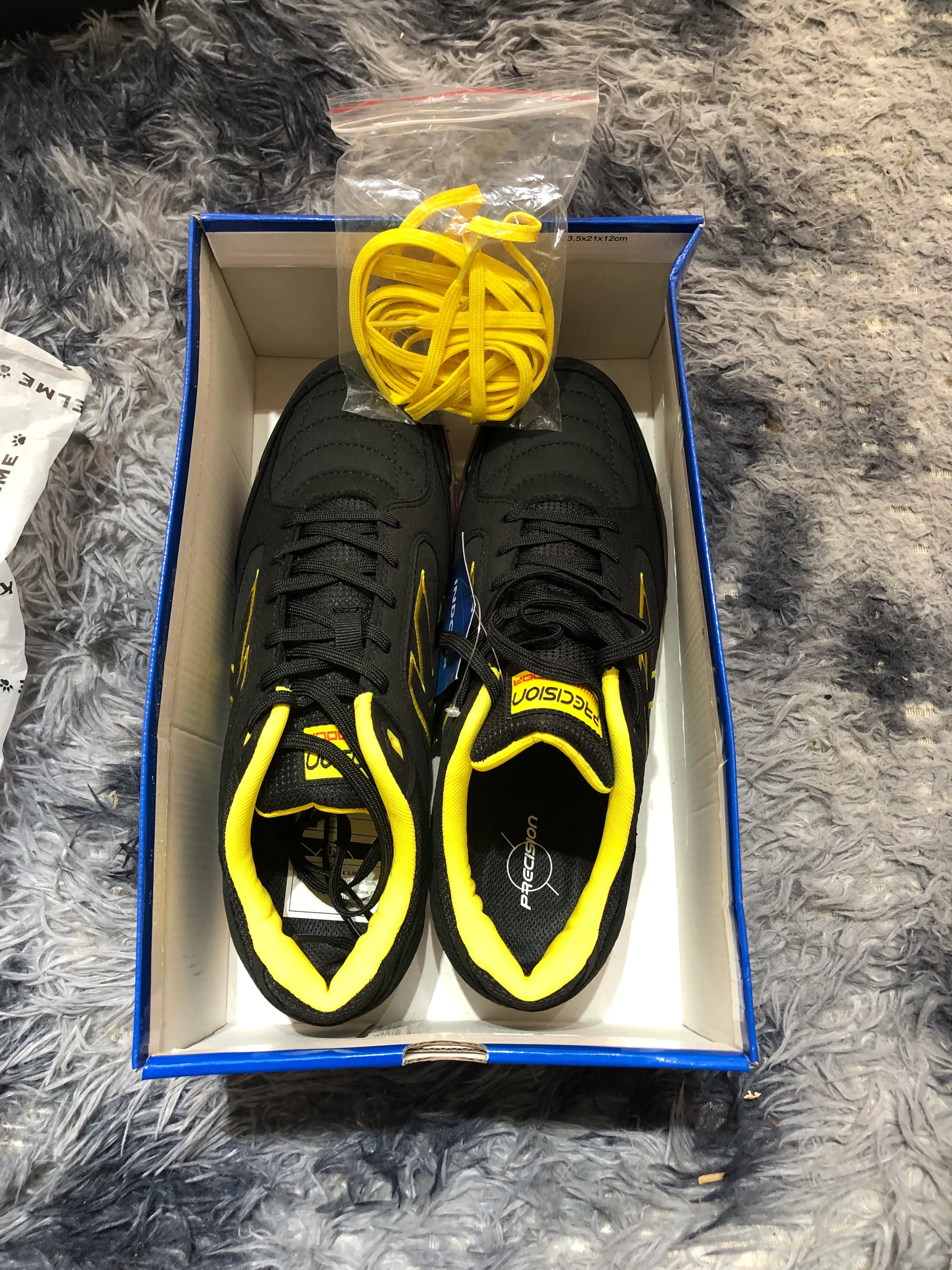 sneakers media 2