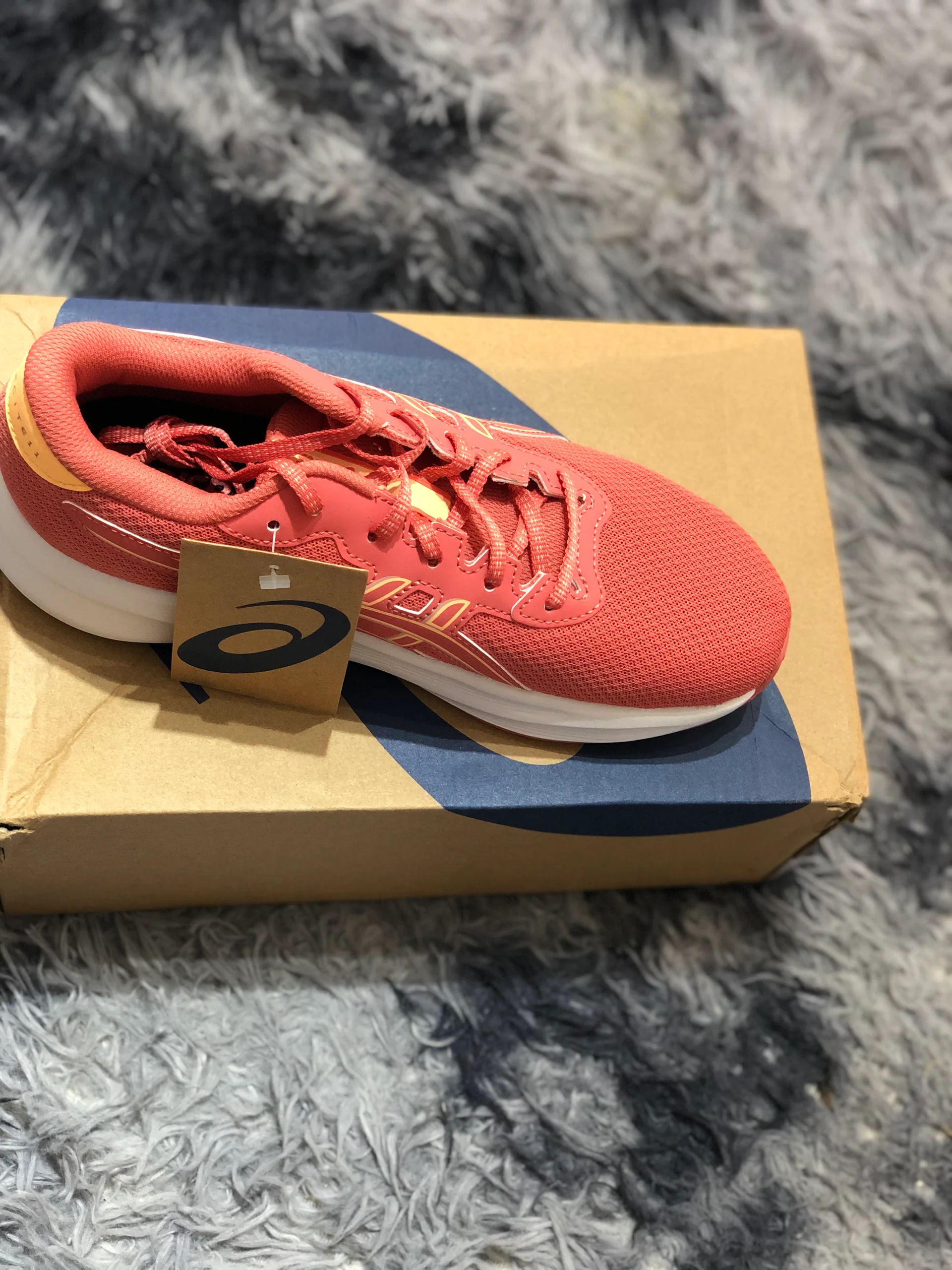 sneakers media 2