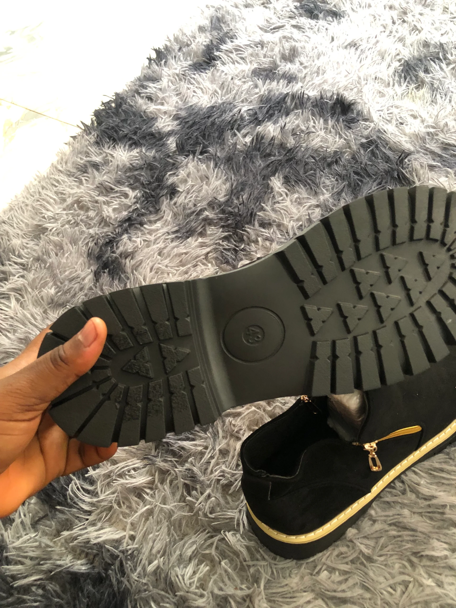 men shoe media 3