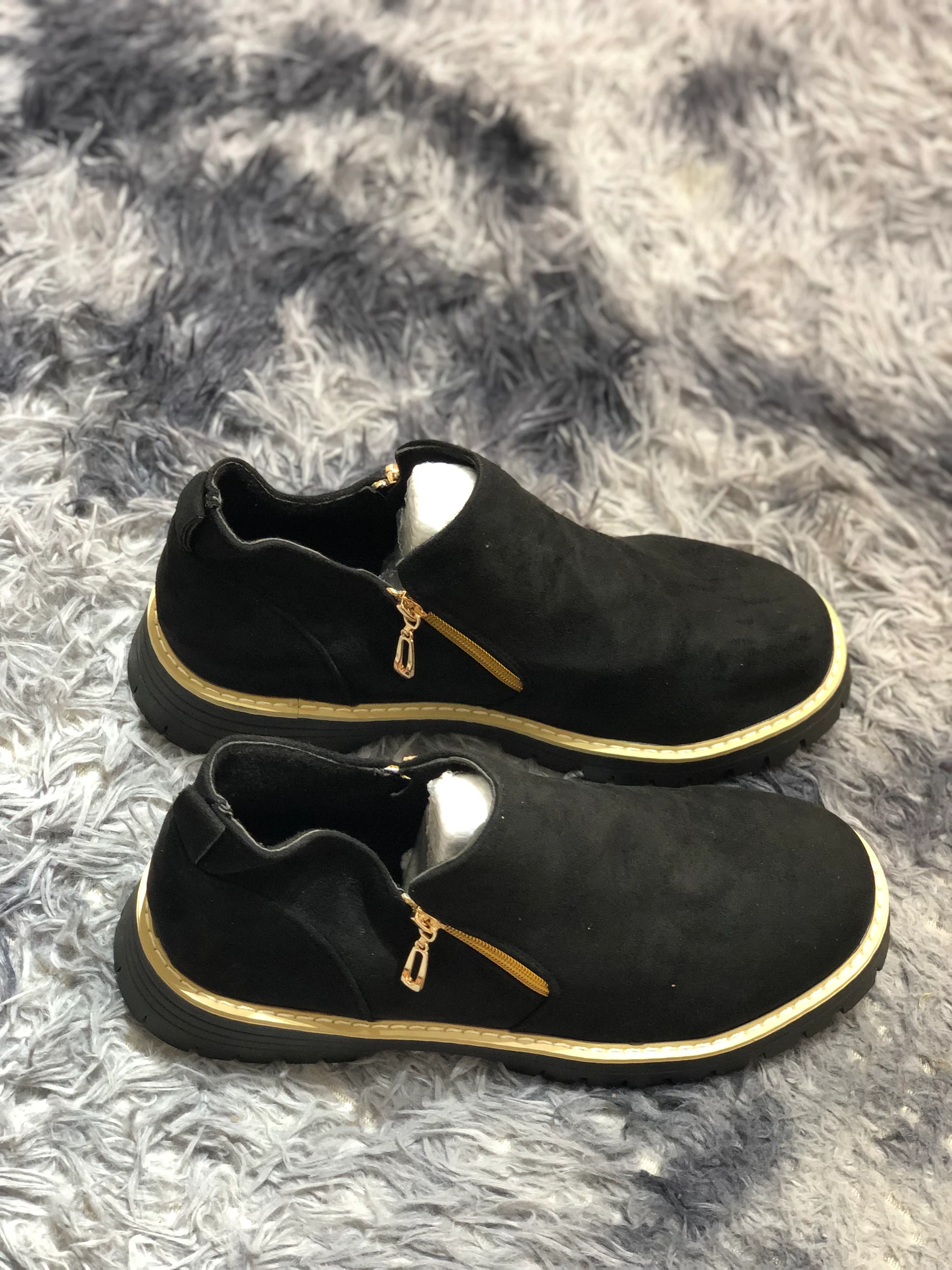 men shoe media 4