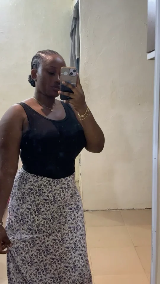 Floral Print Midi Skirt size 8/10 media 2