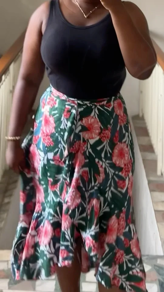 Green Floral Print Ruffle Wrap Midi Skirt size 8-12 media 2