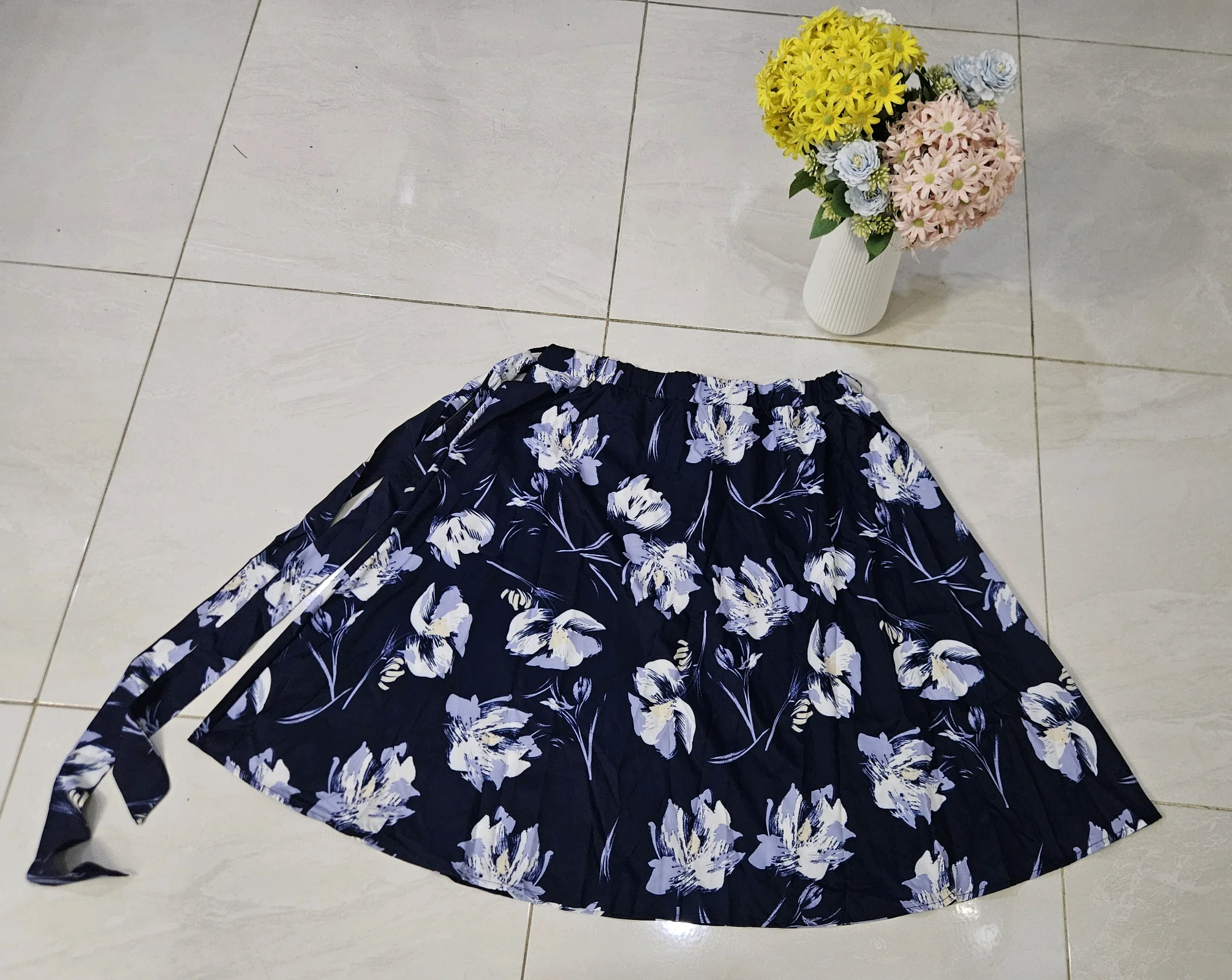 Floral Print Skirt with Tie Waist