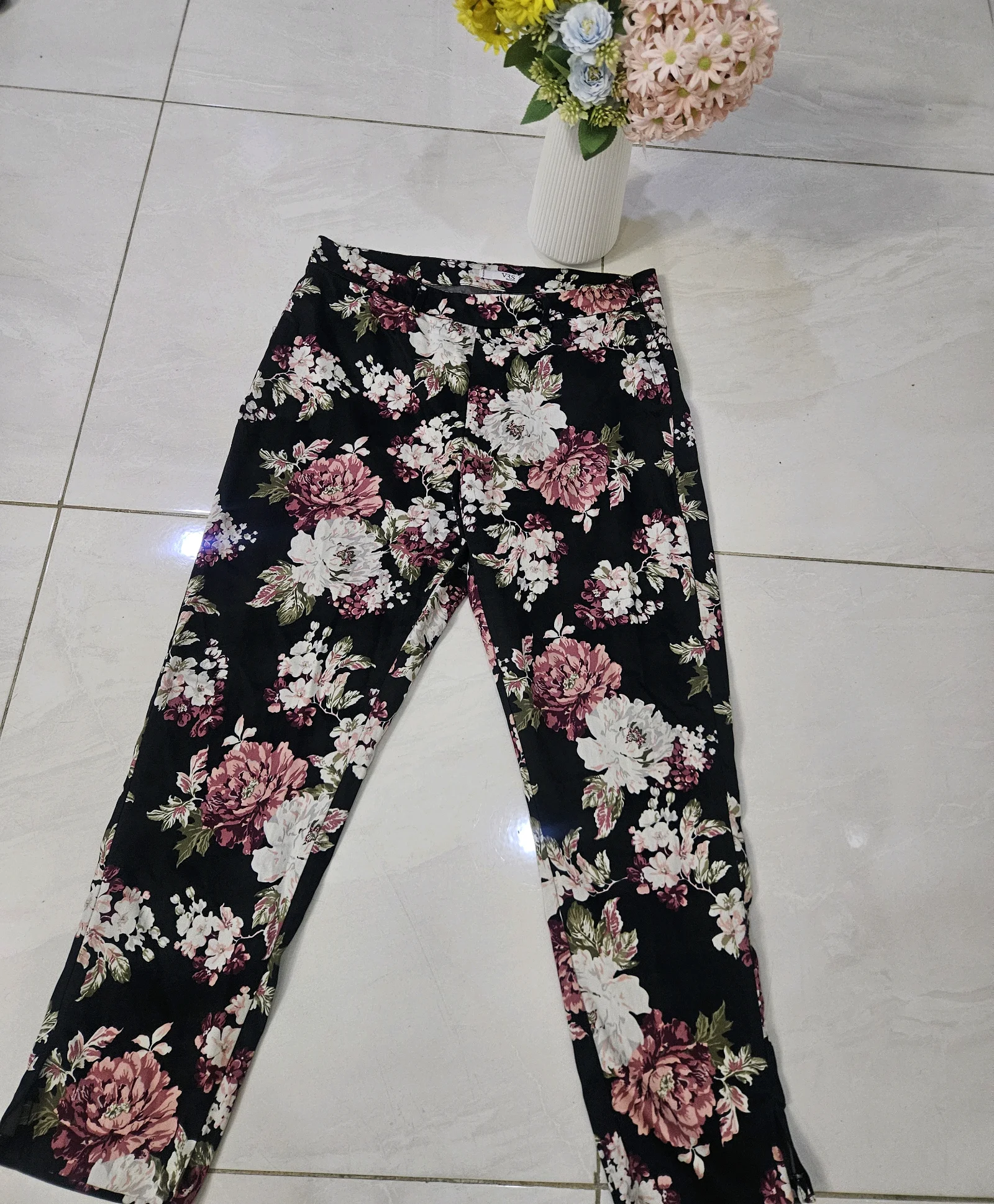 VRS Woman Floral Print three-quarter pants