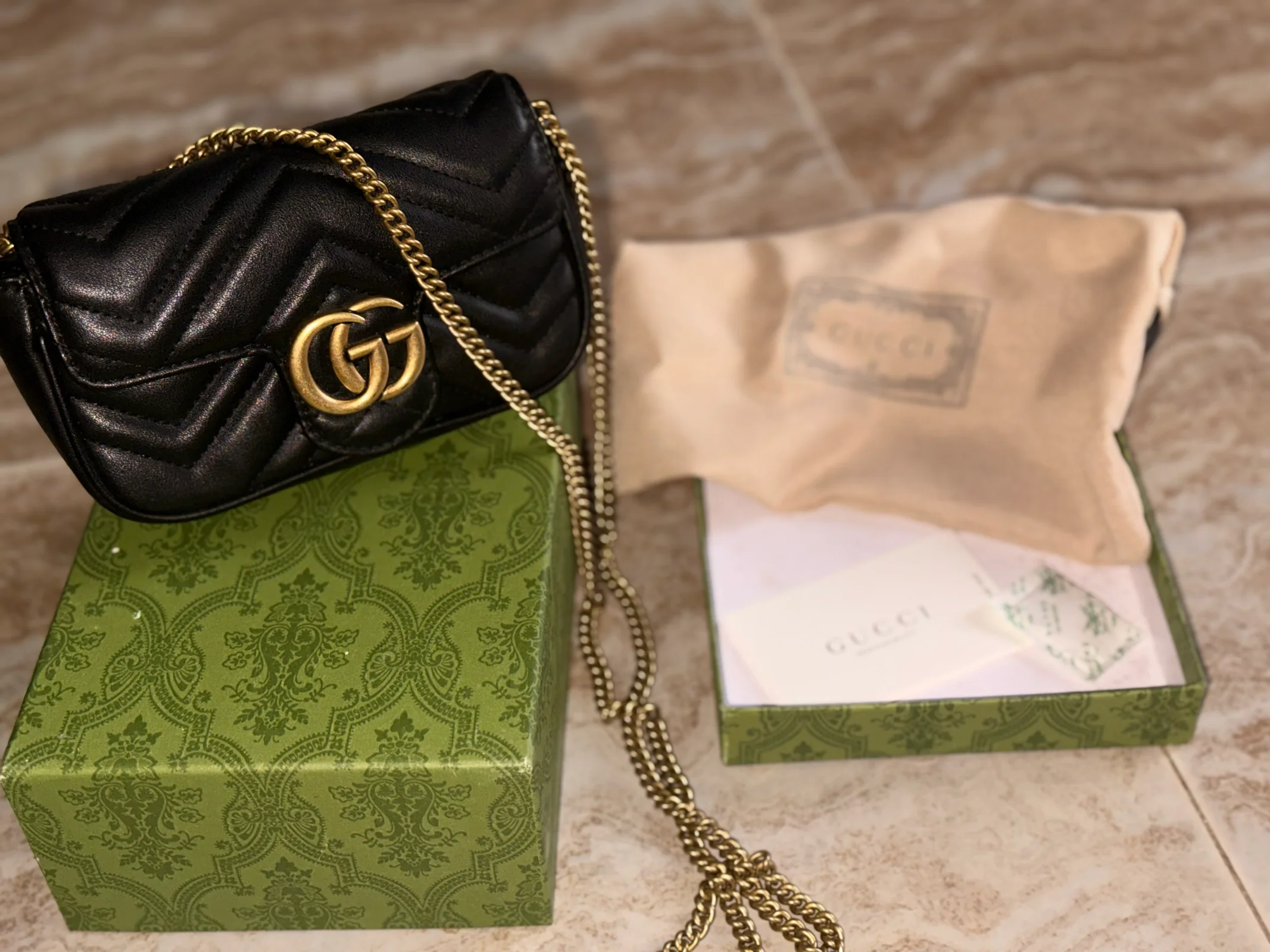Gucci GG Marmont Matelassé Mini Bag media 2