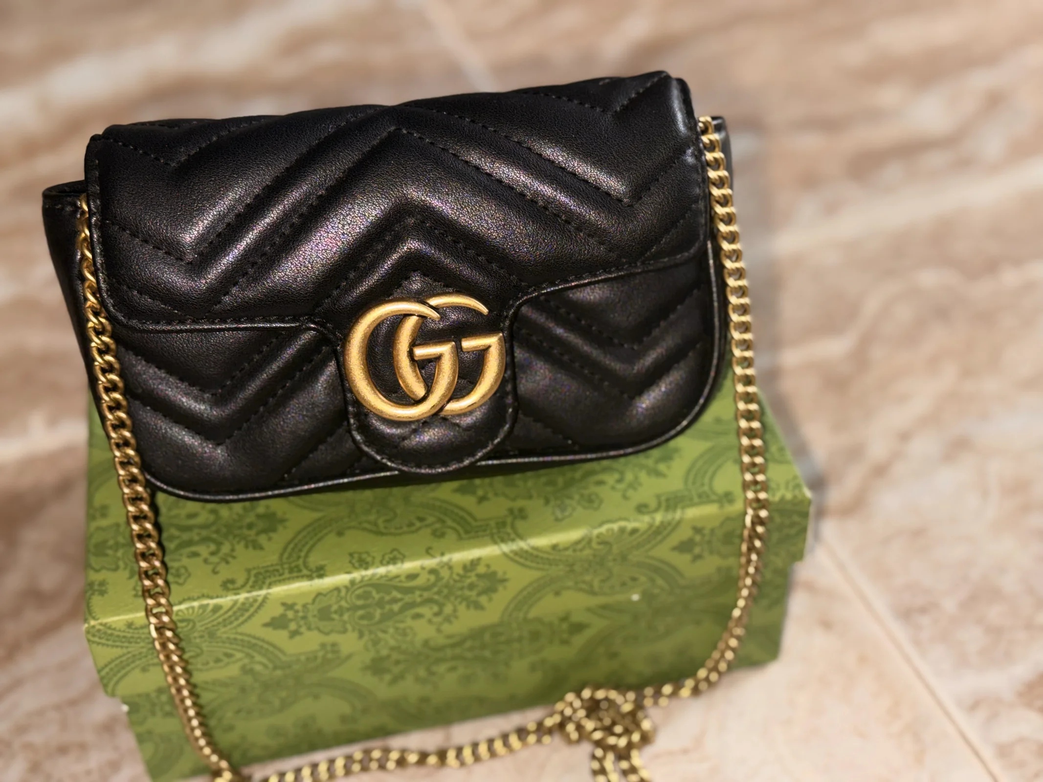 Gucci GG Marmont Matelassé Mini Bag