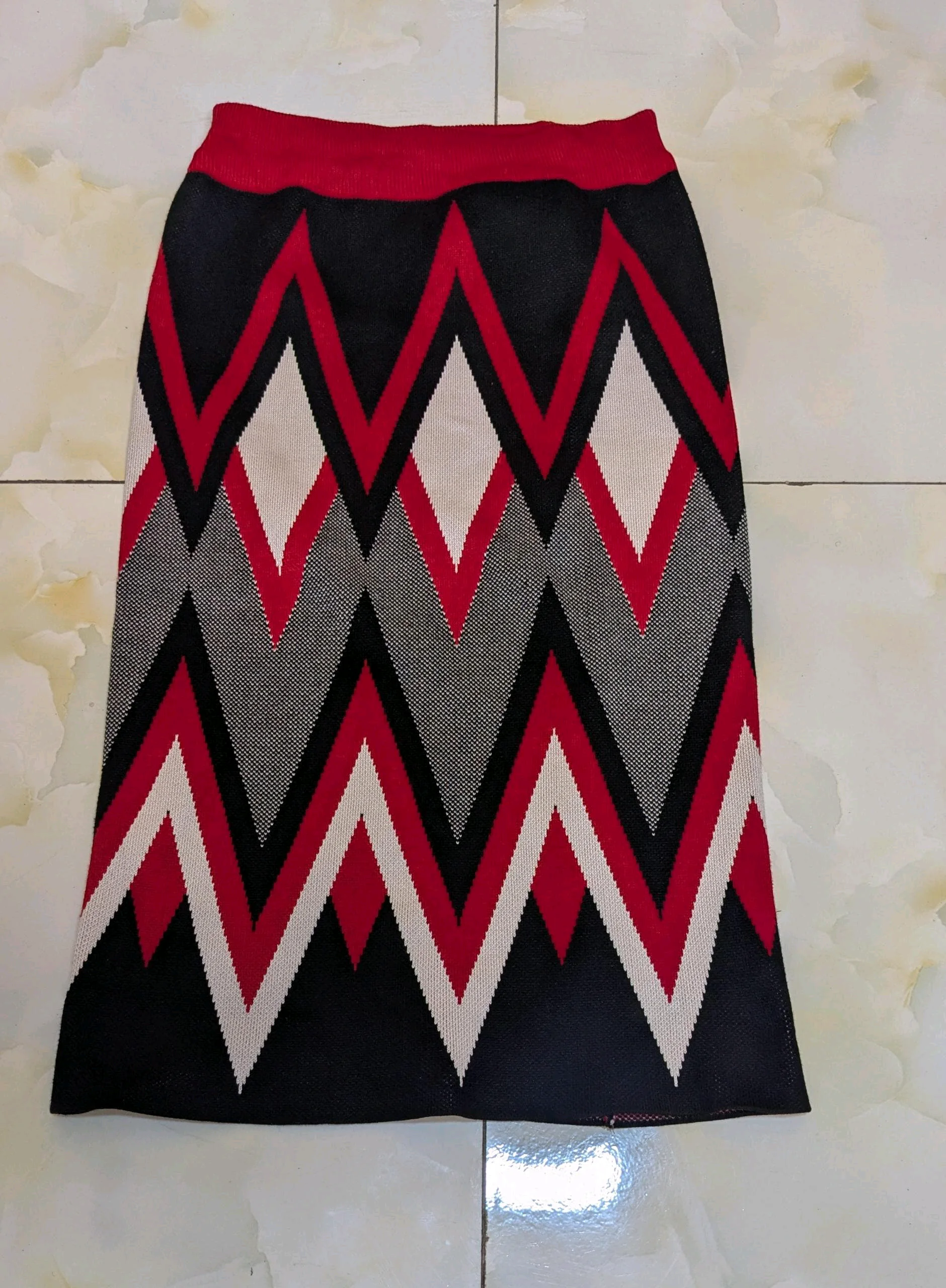 Vibrant Chevron Knit Skirt