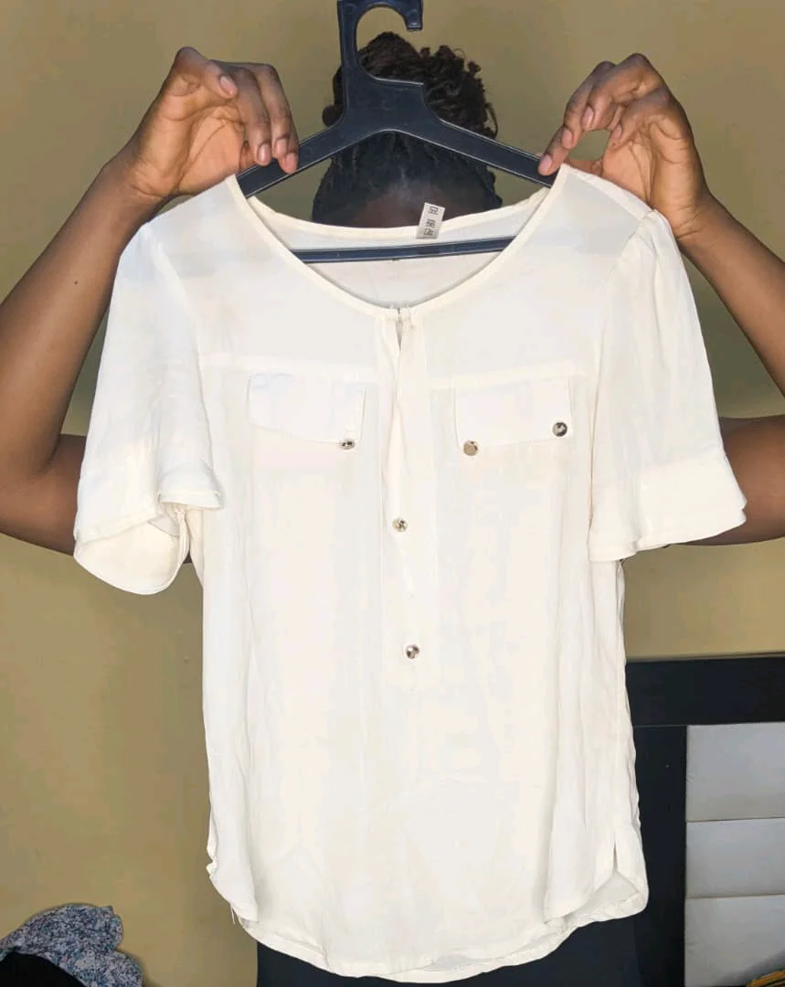 Cream Chivon Short Sleeve Blouse with Gold Buttons media 2